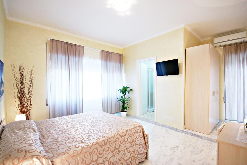 Guesthouse Holiday And Rome Bilik gambar